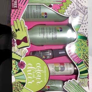 Pureology gift set with 3 travel sizes insluded
